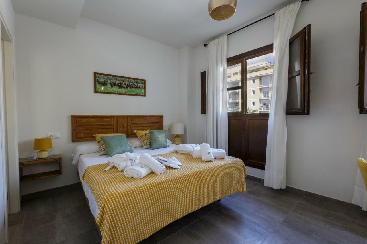 Apartamentos El Marques مالقة المظهر الخارجي الصورة